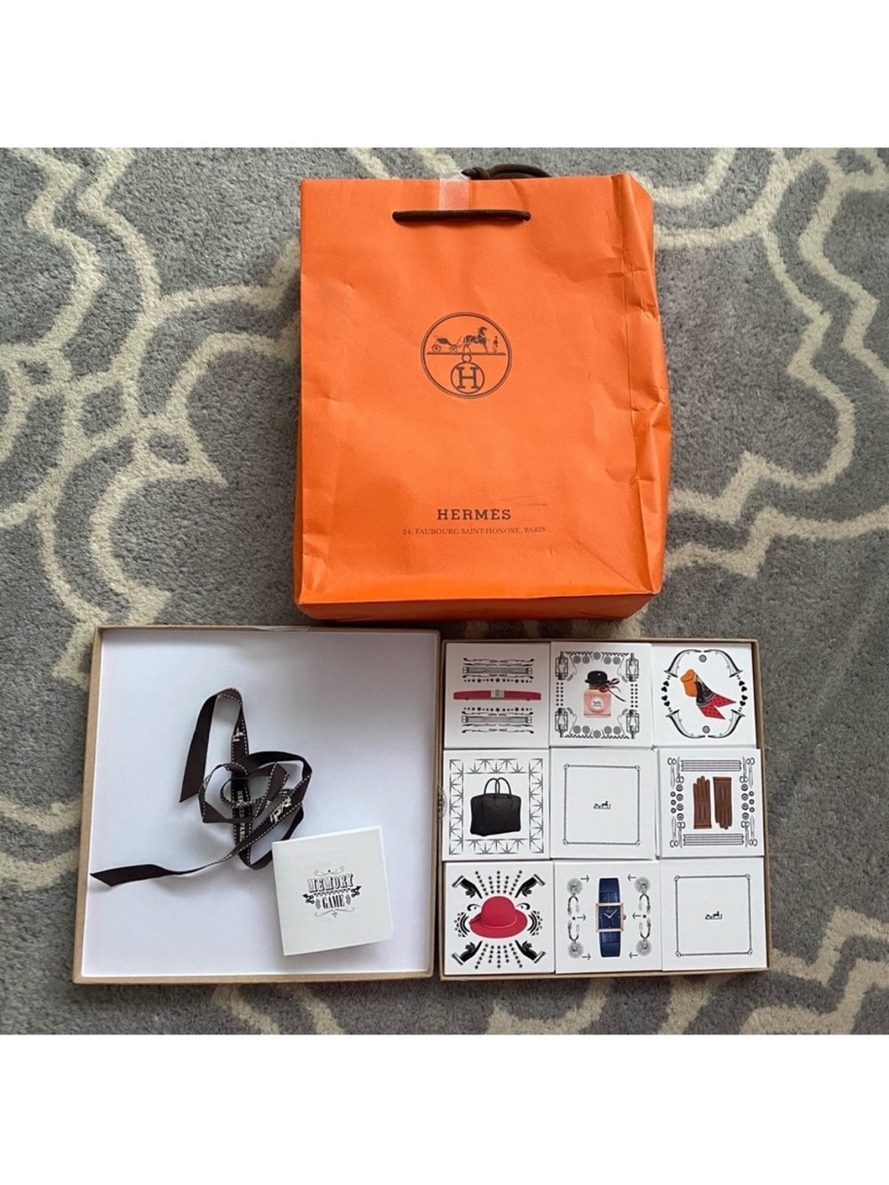 New Hermes Holiday Memory Game